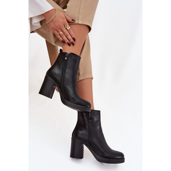 Kesi Dámske topánky na stĺpci - čierne Ryselle 66884155