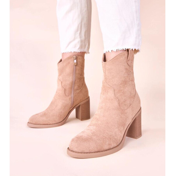 Topánky na podpätku model 221034 Solea 66666313