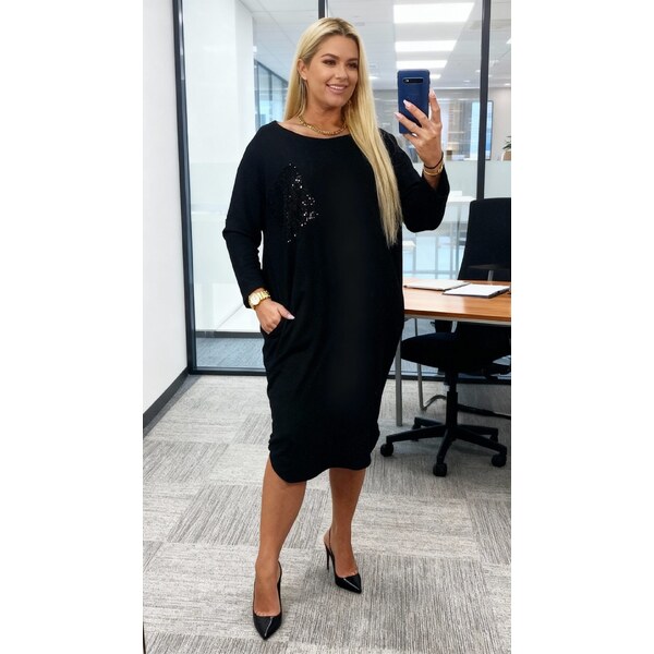 Šaty s flitrovaným vreckom na hrudi čierne 66301752