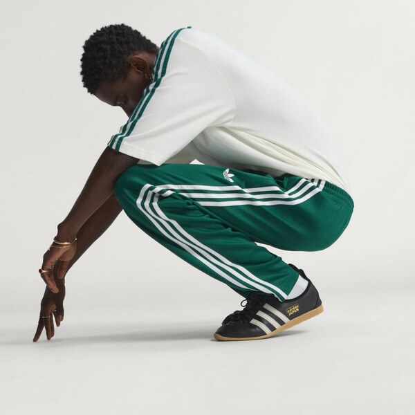 Adidas TEPLÁKOVÉ NOHAVICE REGULAR TRACK PANTS 66487445