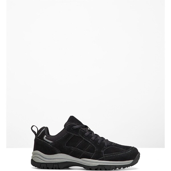 bonprix Turistická obuv z kože, farba čierna 44731652