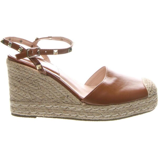 Sandále Truffle 66847712