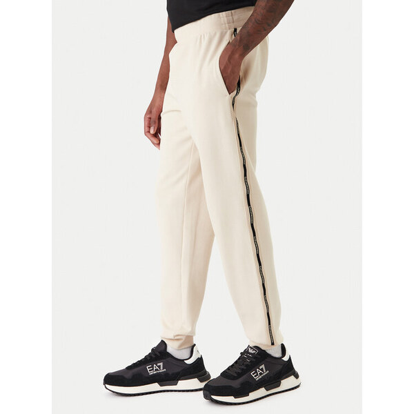 Teplákové nohavice EA7 Emporio Armani 66881388