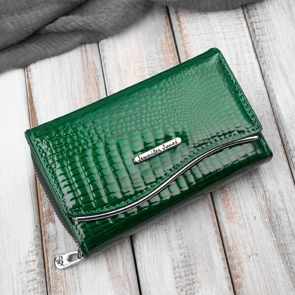 Jennifer Jones Dámska lakovaná kožená peňaženka s krokodílím vzorom | 66882534