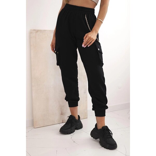 MladaModa Bavlnené teplákové nohavice s vreckami a reťazou model 7357 66882784