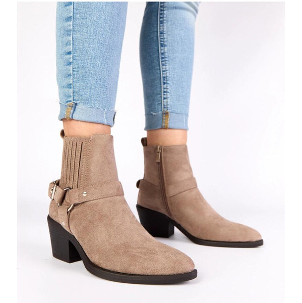 Topánky na podpätku model 222049 Solea 66884812