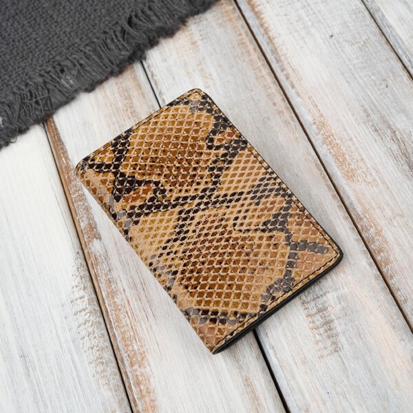 Paolo Peruzzi Elegantné kožené puzdro na karty s RFID | svetlohnedá KV 66887808