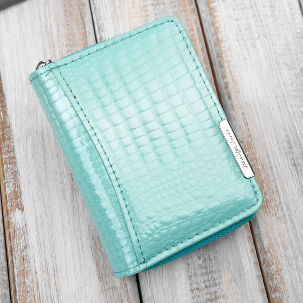 Jennifer Jones Dámska kožená peňaženka, lakovaná koža s krokodílím 66982493