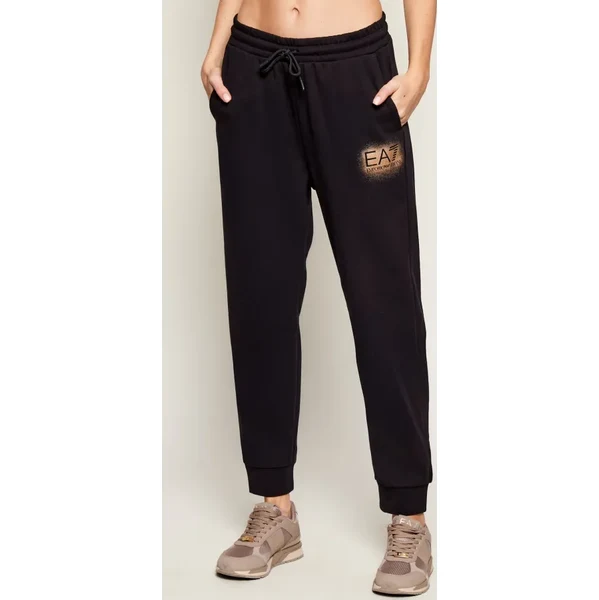 EA7 Teplákové nohavice | Relaxed fit 67003752