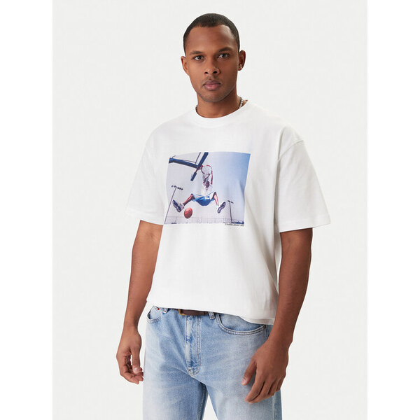 Tričko Guess Jeans 67026455