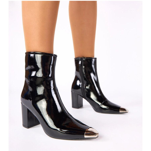 Topánky na podpätku model 222898 Solea 67181841