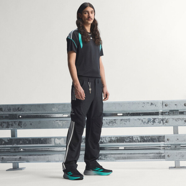 Adidas NOHAVICE MERCEDES - AMG PETRONAS FORMULA 1 TEAM MECHANICS PANT 67218473