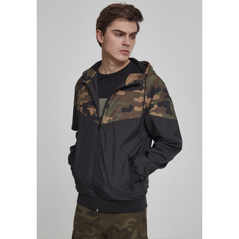 Urban Classics Arrow Windrunner blk/woodcamo pattern 50661551