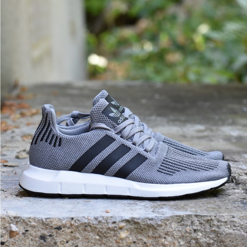 Adidas cq2115 online