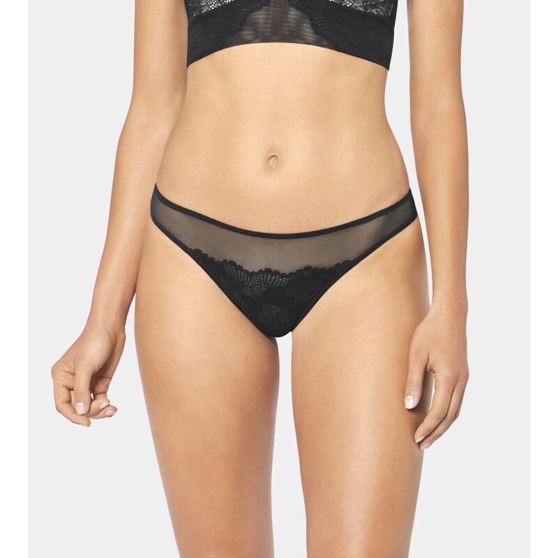 Tangá Lace Spotlight String - Triumph 24398502