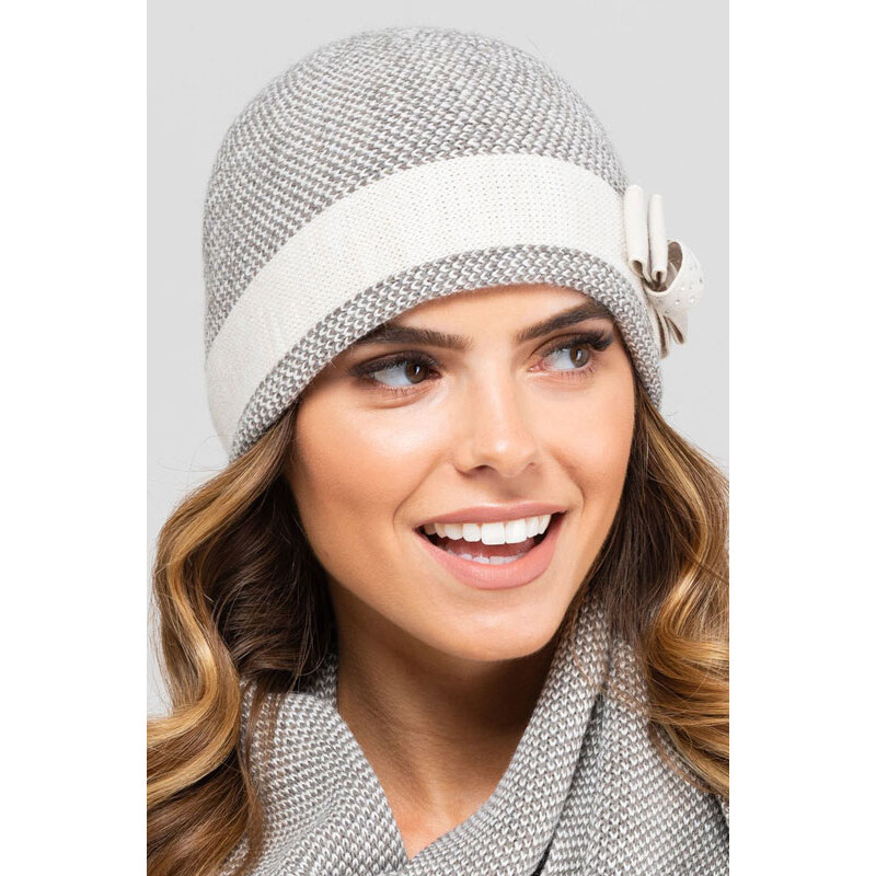 Kamea Béžová elegantná zimná dámska čiapka Katalonia, Farba béžová 35718279