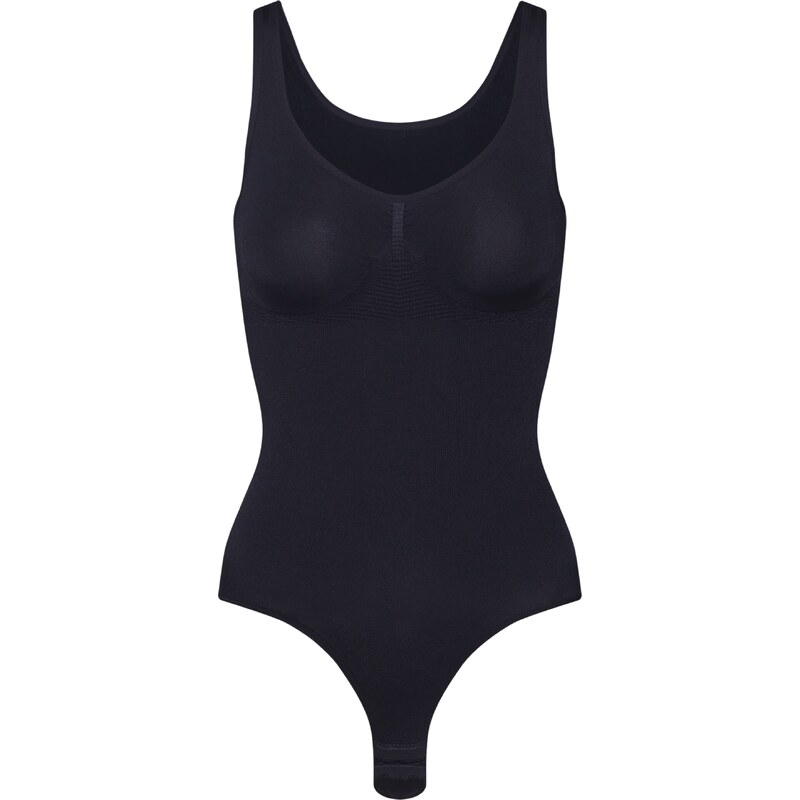 MAGIC Bodyfashion Formujúce body čierna 17124143