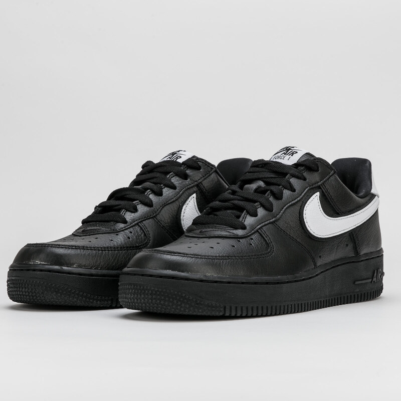 air force 1 low retro qs black white
