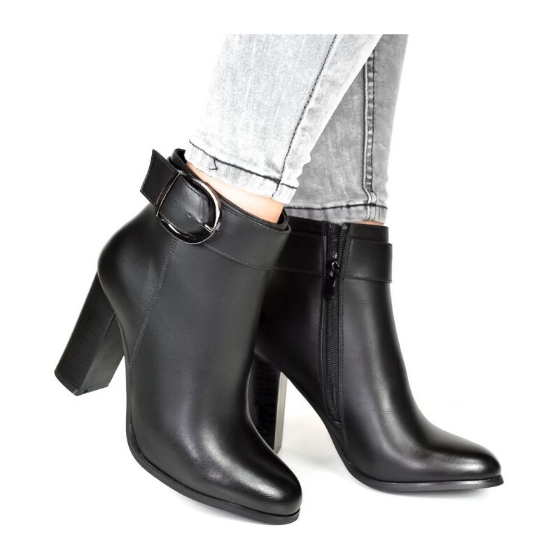 SEASTAR Dámske čierne členkové čižmy DINERA 18713847