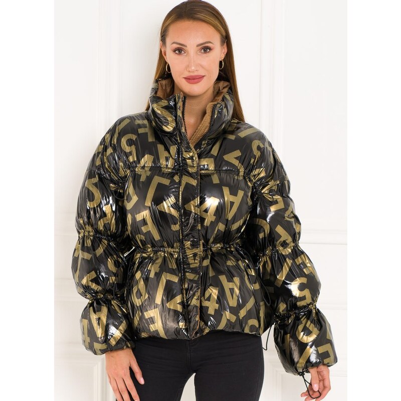 Due Linee Dámska krátka nadrozmerná metalická bunda s potlačou - zlatá 19086914