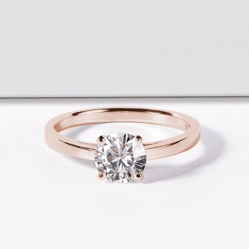 Zásnubný prstienok z ružového zlata s 1ct diamantom KLENOTA K0702024