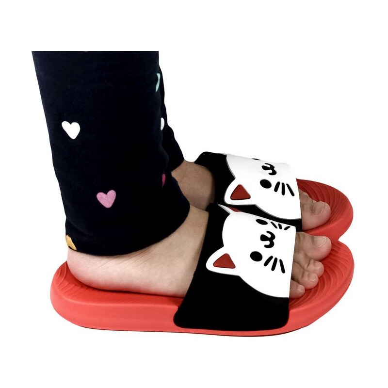 WINK Detské čierno-červené šľapky CATS 21222720