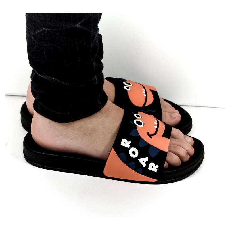 WINK Detské čierne šľapky ROAR 21222711