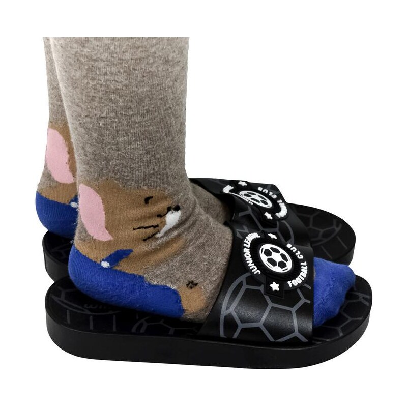 WINK Detské čierne šľapky FOOTBALL 21222712