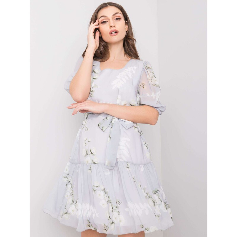 Basic Svetlo-sivé kvetinové šaty s mašľovým opaskom