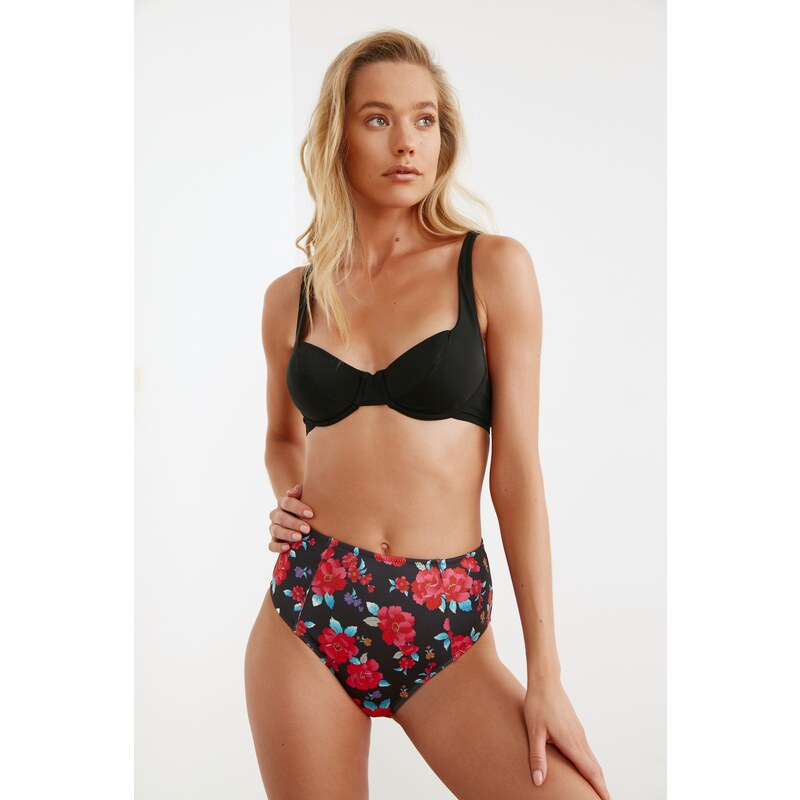 Bikiny spodný diel Trendyol Floral patterned 50549585