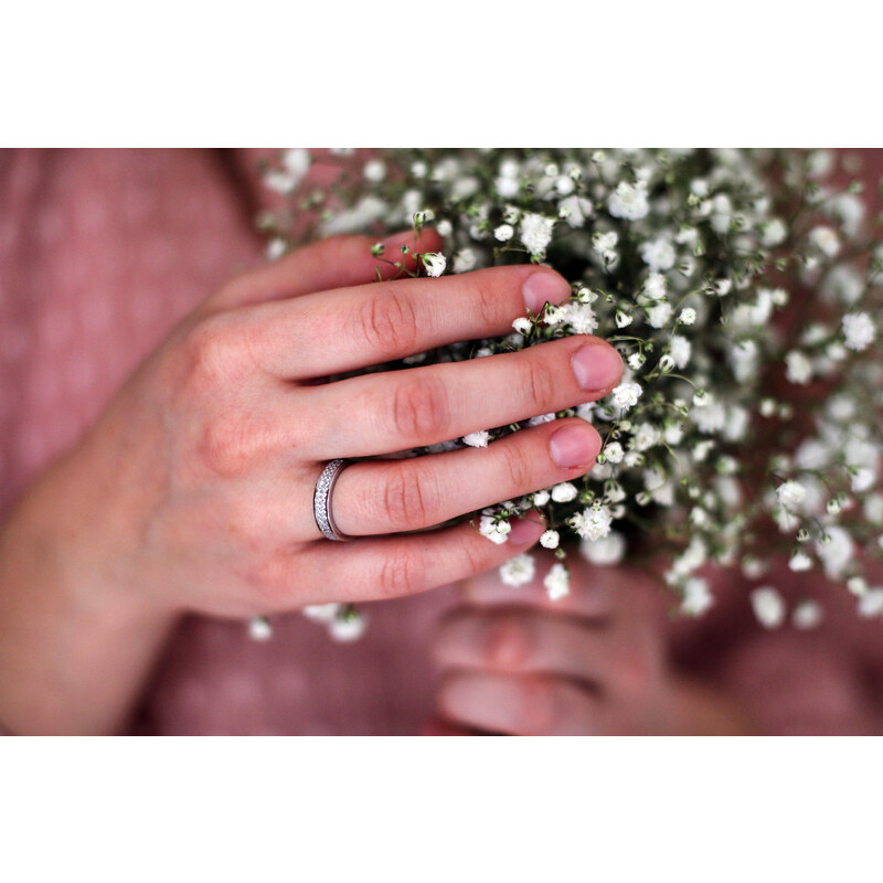 Olivie Strieborný prsteň so zirkónmi 1951 14271111