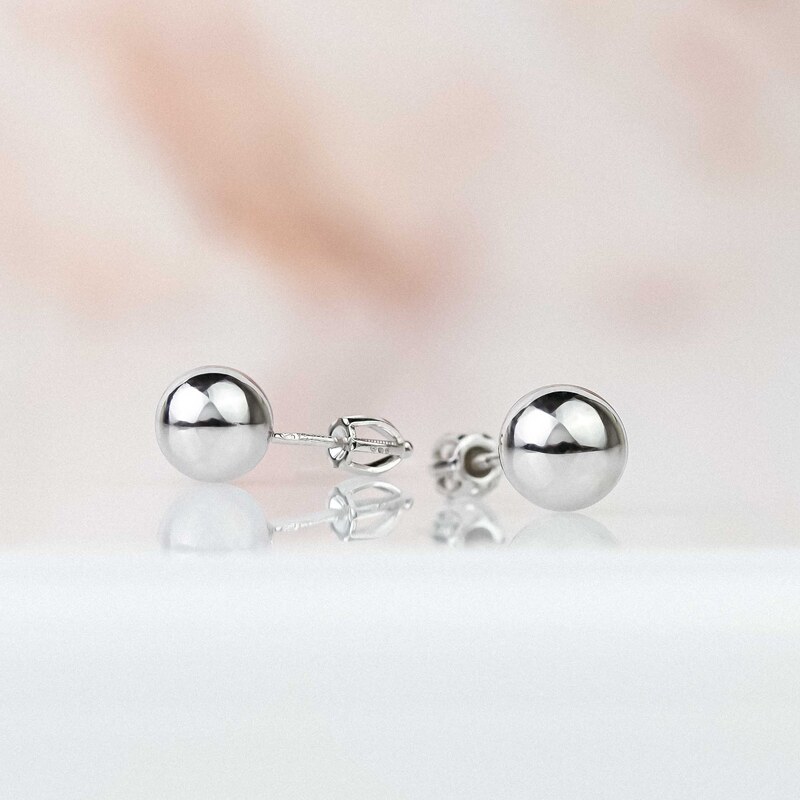 Lillian Vassago Zlaté hladké a lesklé guľôčkové náušnice LLV66 43731483