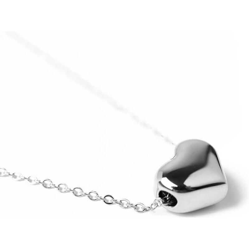Vuch Nežný náhrdelník so srdiečkom Deep Love Silver 66589596