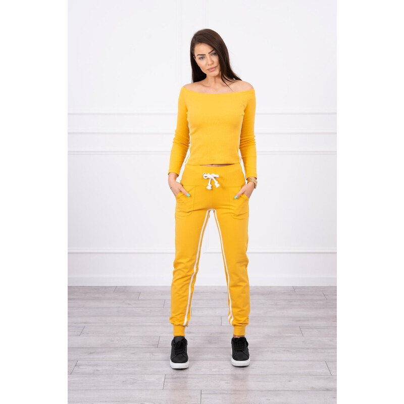 MladaModa Súprava s topom a dvomi prúžkami na boku horčicová+biela 17893015