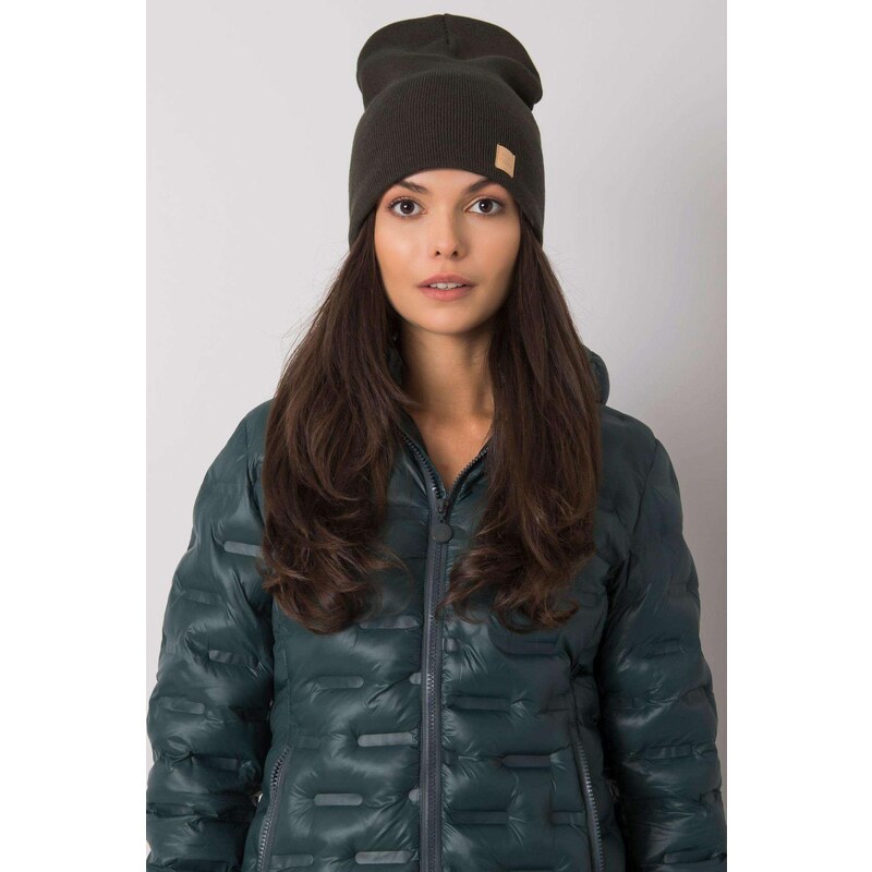 MladaModa Dámska čiapka s vrúbkovaným vzorom model 2812 farba khaki 28552550