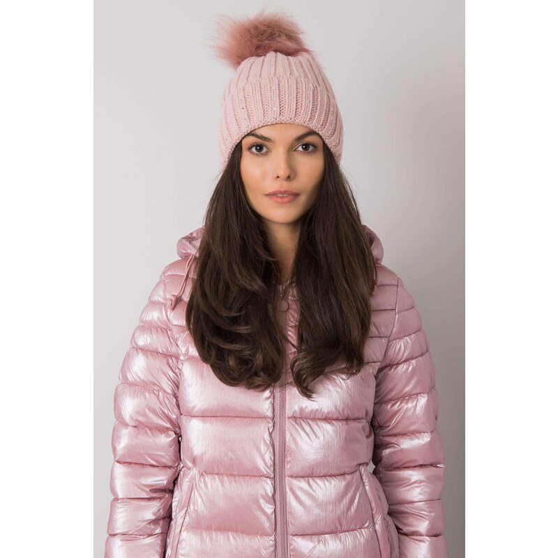 MladaModa Dámska čiapka s kožušinkovým brmbolcom a zirkónmi model 2293 28090202