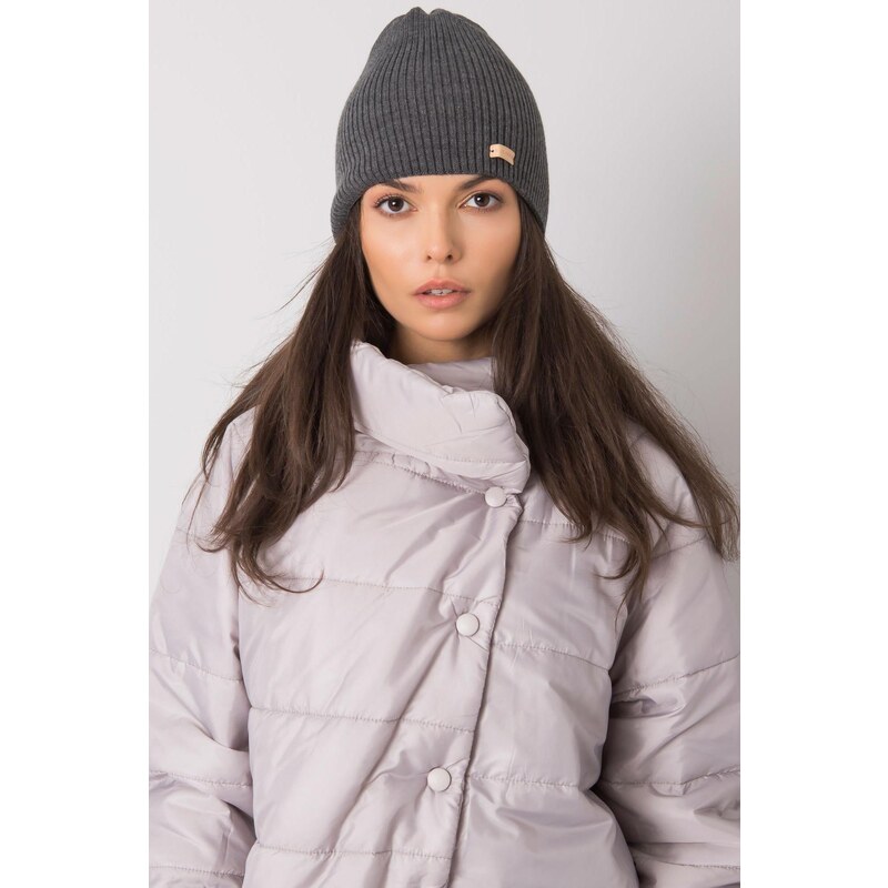 MladaModa Dámska čiapka s vrúbkovaným vzorom model 2196 grafitová 28090207