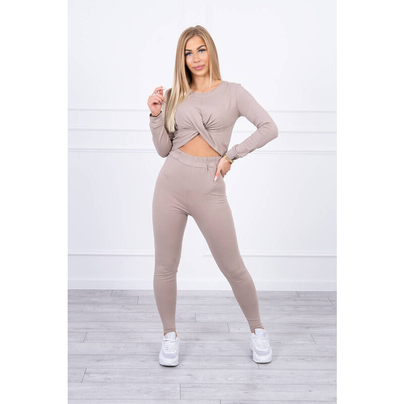 MladaModa Súprava crop-topovej blúzky a legín model 9329 béžová 27915867