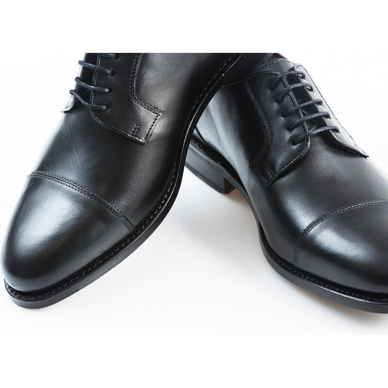 Alain Delon Čierne rámové kožené topánky