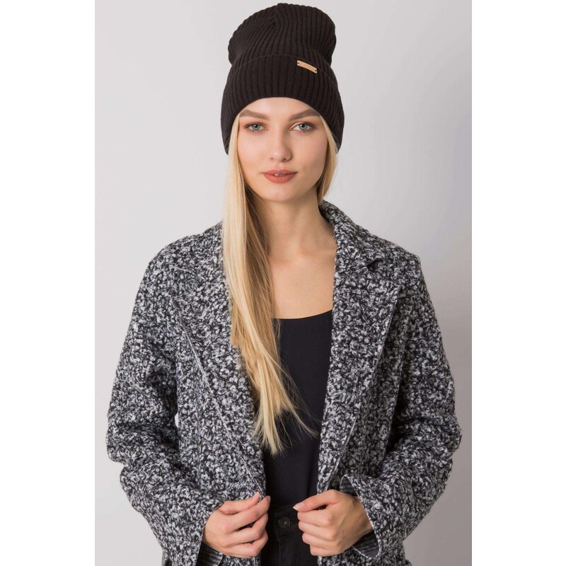 MladaModa Dámska čiapka s vrúbkovaným vzorom model 2784 čierna 28606750