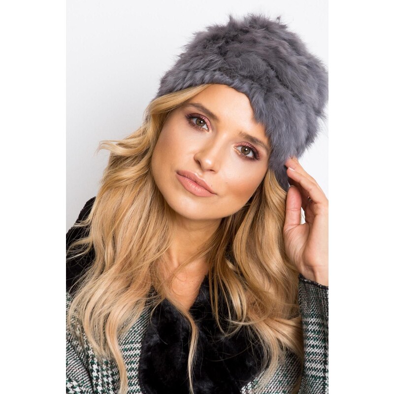 MladaModa Dámska kožušinková čiapka model 80138 šedá 36578123