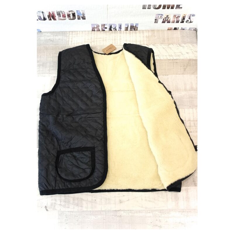 ELU Čierna vesta z ovčieho rúna KOCKY 58376943