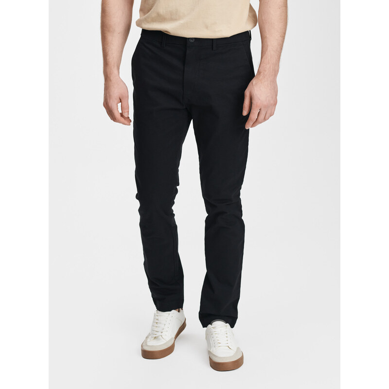 Nohavice modern khakis in skinny fit with GapFlex Čierna 65464866