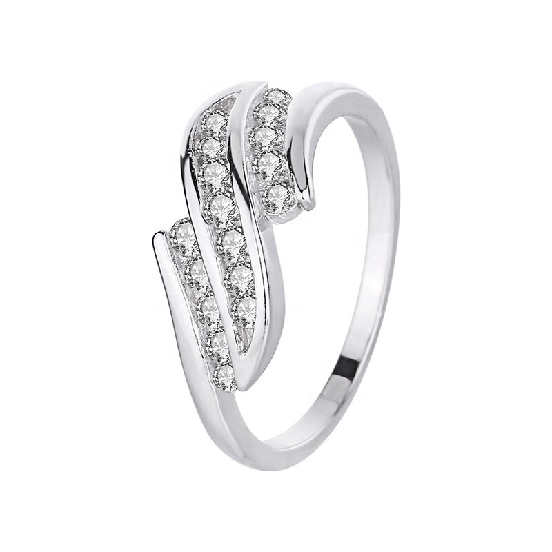 Royal Fashion strieborný rhodiovaný prsteň Trblietavé vlnky 41335522