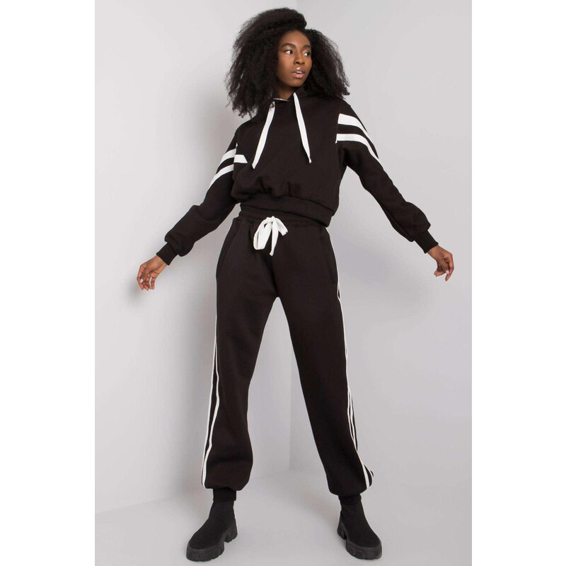 MladaModa Tepláková súprava s pruhmi Stacy čierna 32425324