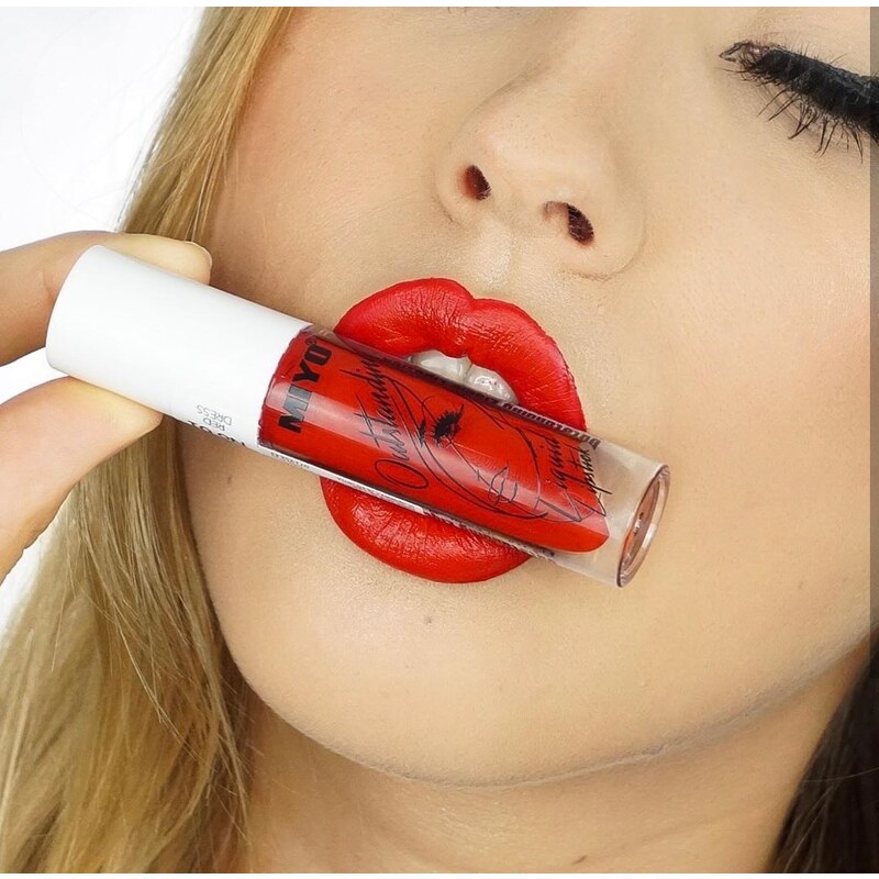Outstanding Liquid Lipstick RED DRESS MIYO
