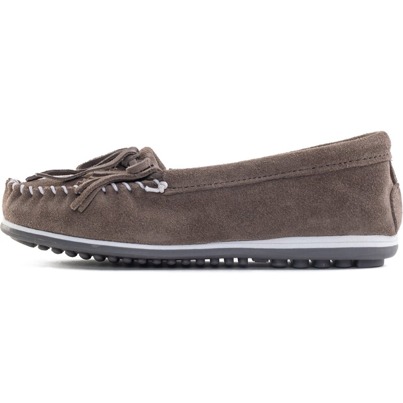 Minnetonka Mokasíny Kilty plus sivá / biela 54231804