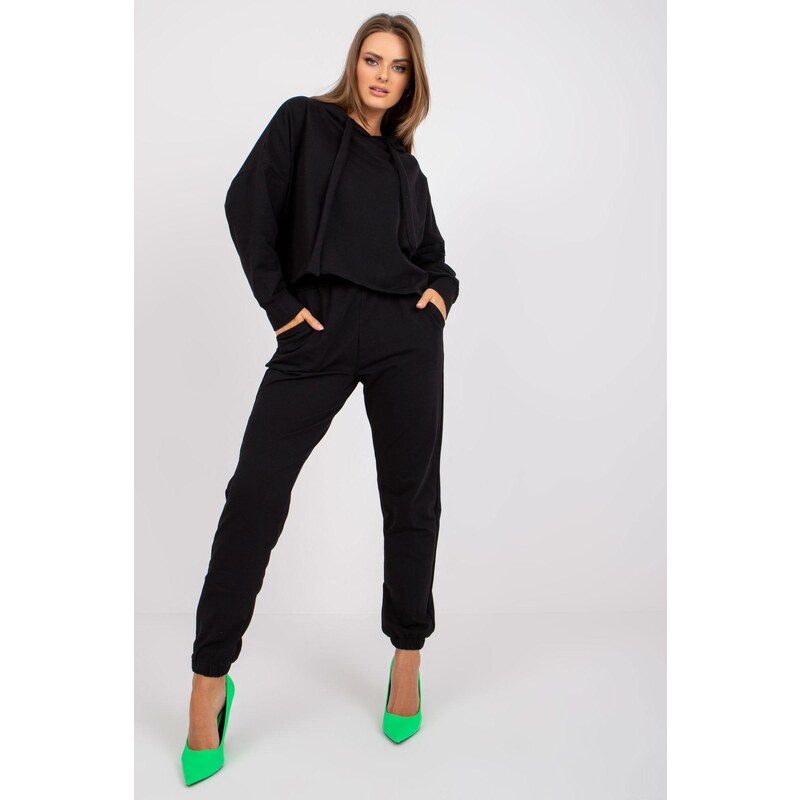 MladaModa Tepláková súprava s vysokým sedom model 82682 čierna 34086552