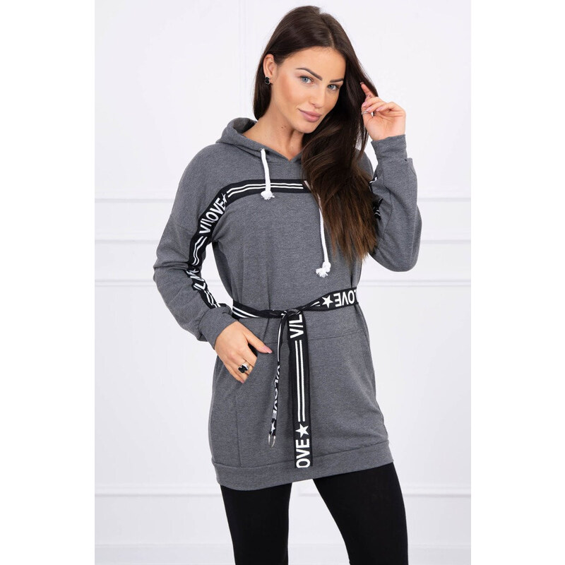 K-Fashion Šaty zdobené páskou grafitovej farby 49758546