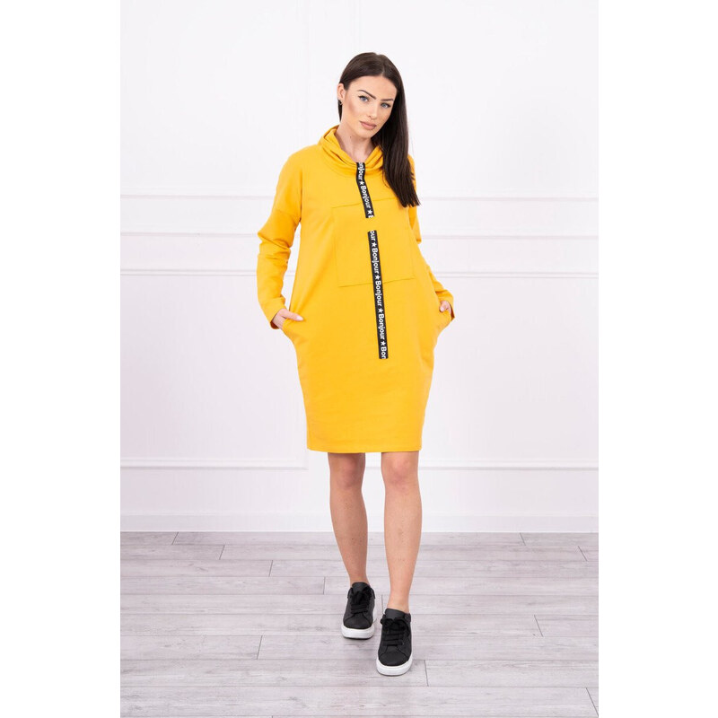 K-Fashion Horčicové šaty s kravatou 49758689